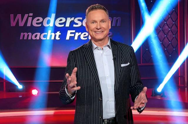 Axel Bulthaupt moderiert "Wiedersehen macht Freude" Axel Bulthaupt moderiert "Wiedersehen macht Freude"