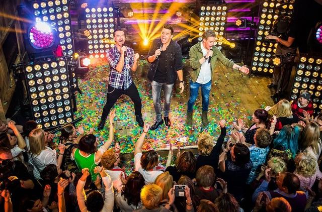 KLUBBB3 feiern ihre „Hüttenparty“ 2019 mit neuem Namen und neuer Location. KLUBBB3 feiern ihre „Hüttenparty“ 2019 mit neuem Namen und neuer Location.