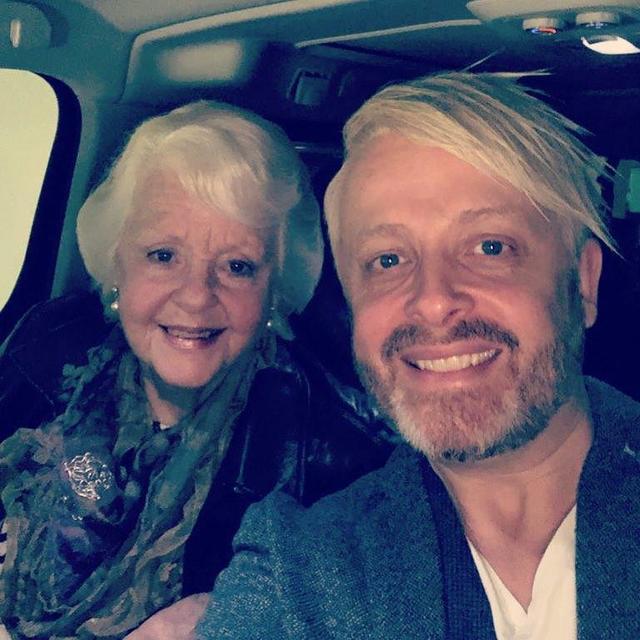 Ross Antony und seine Mutter Vivien. Ross Antony und seine Mutter Vivien.