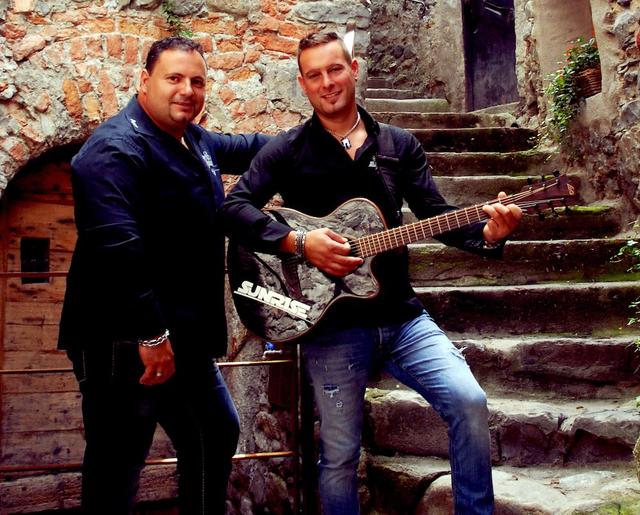 Das Schlager-Duo Sunrise. Das Schlager-Duo Sunrise.