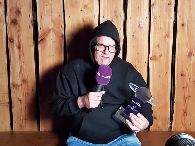 DJ Ötzi mit seinem Schlagerplanet-Award in Bad Segeberg. DJ Ötzi mit seinem Schlagerplanet-Award in Bad Segeberg.