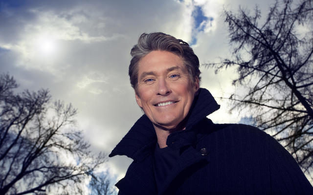 David Hasselhoff feiert heute seinen Geburtstag. Herzlichen Glückwunsch! David Hasselhoff feiert heute seinen Geburtstag. Herzlichen Glückwunsch!