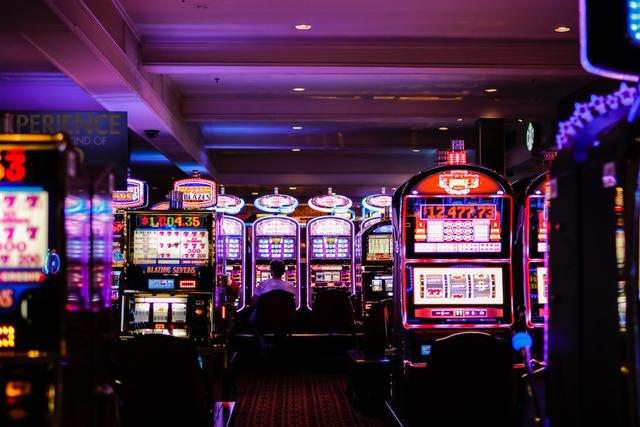 Im Inneren des berühmten Golden Nugget Casinos in Las Vegas.