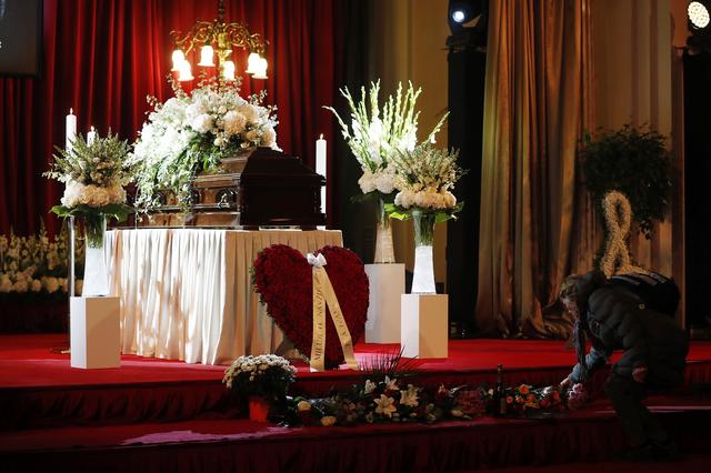 Der Sarg von Karel Gott wird am 11. Oktober öffentlich aufgebahrt. Karel Gott Sarg