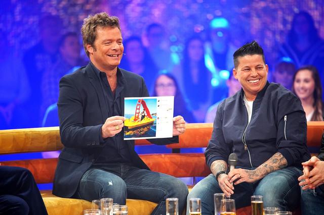 Kerstin Ott ist zu Gast bei Oliver Geissens „ultimativer Chart Show“. Kerstin Ott ist zu Gast bei Oliver Geissens „ultimativer Chart Show“.