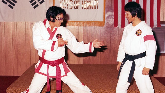 Elvis Presley beim Karate