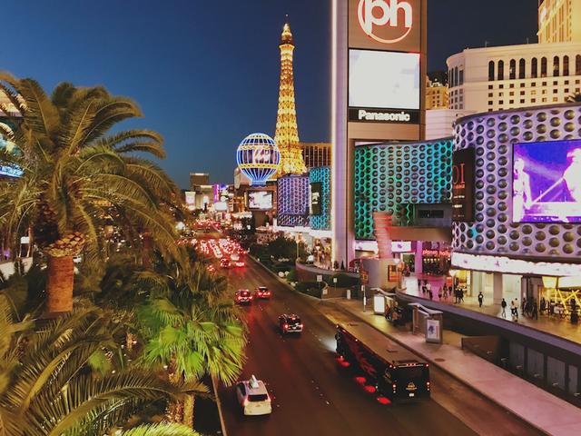 Las Vegas ist für viele ein Sehnsuchtsort, auch für Schlagerstars. 