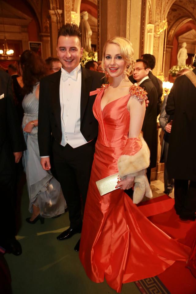Andreas Gabalier und Silvia Schneider beim Wiener Opernball.