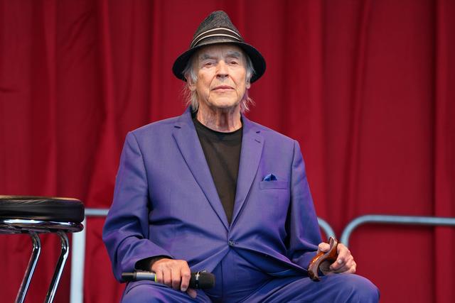 Tony Marshall bei einem Auftritt in einem Autokino im Juni 2020. Tony Marshall bei einem Auftritt in einem Autokino im Juni 2020.