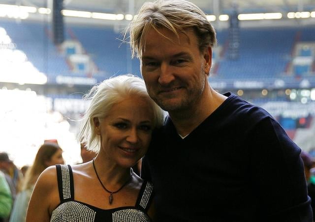 Michelle und Manager Markus Krampe bei der Schlagerparty Ole auf Schalke in Gelsenkirchen, 2022