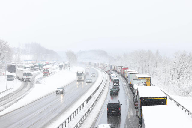 Winter auf der Autobahn