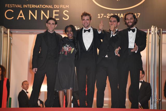 Buddy Duress (links) mit den "Good Time"-Cast Buddy Duress (links) mit den "Good Time"-Cast