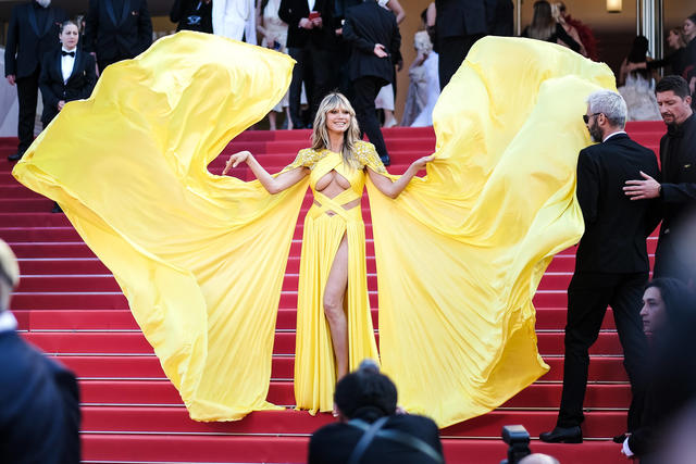 Heidi Klum sorgte mit ihrem Auftritt bei den Filmfestspielen von Cannes im Mai 2023 für Aufsehen. Heidi Klum sorgte mit ihrem Auftritt bei den Filmfestspielen von Cannes im Mai 2023 für Aufsehen.