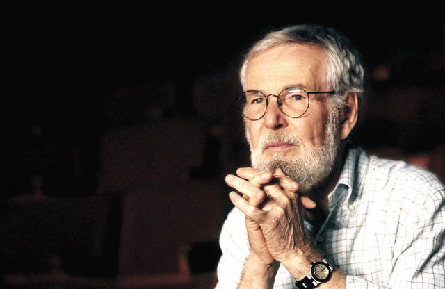 "Der menschliche Makel", Regisseur Robert Benton am Set, 2003. "Der menschliche Makel", Regisseur Robert Benton am Set, 2003.