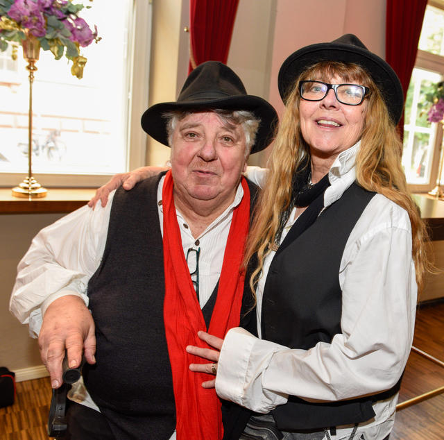 Michael Schanze und Freundin Uschi Köhl, 2003 Michael Schanze und Freundin Uschi Köhl, 2003