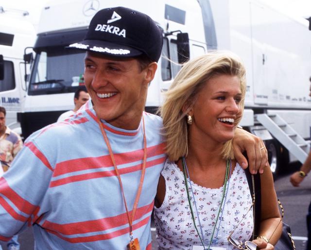 Michael Schumacher und Frau Corinna 1995 Michael Schumacher und Frau Corinna 1995
