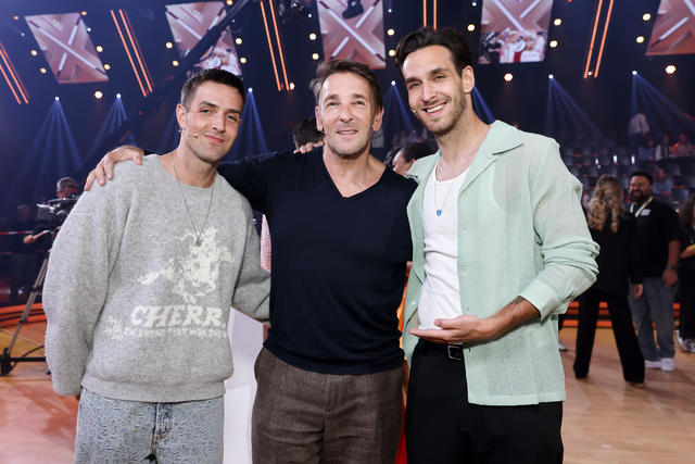Schauspieler Mark Keller (m) mit seinen Söhnen Aaron Keller (l) und Joshua Keller (r) Schauspieler Mark Keller (m) mit seinen Söhnen Aaron Keller (l) und Joshua Keller (r)