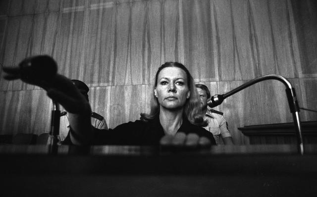 Ingrid van Bergen (geb.1931) Schauspielerin, Gericht Justizpalast München. 1977 erschoss sie Klaus Knaths in einer Villa am Starnberger See. Ingrid van Bergen (geb.1931) Schauspielerin, Gericht Justizpalast München. 1977 erschoss sie Klaus Knaths in einer Villa am Starnberger See.
