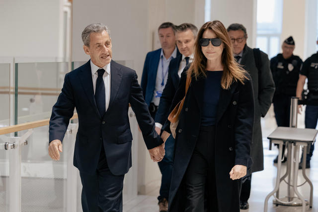 Nicolas Sarkozy und seine Frau Carla Bruni Nicolas Sarkozy und seine Frau Carla Bruni