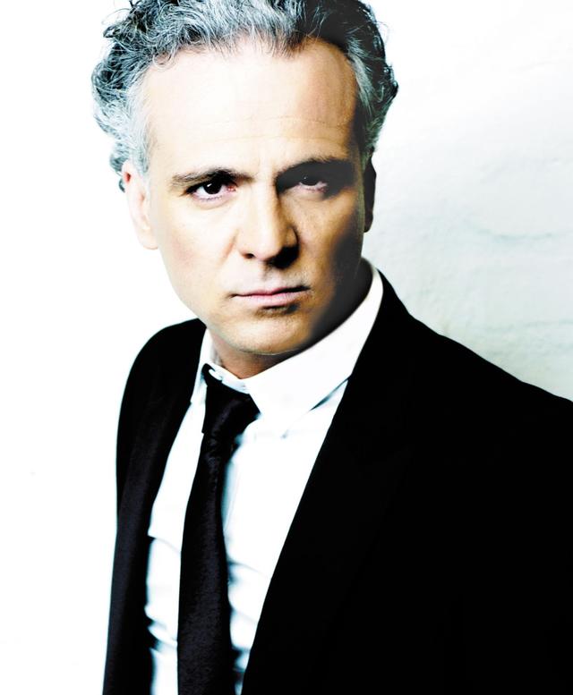 nino_de_angelo_862.jpg nino_de_angelo_862.jpg