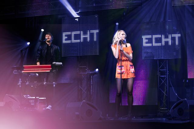 glasperlenspiel_live_956.jpg glasperlenspiel_live_956.jpg