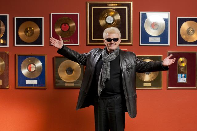 heino_cafe_986.jpg heino_cafe_986.jpg
