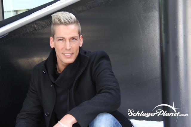 norman_lange_faceboo_1059.jpg norman_lange_faceboo_1059.jpg