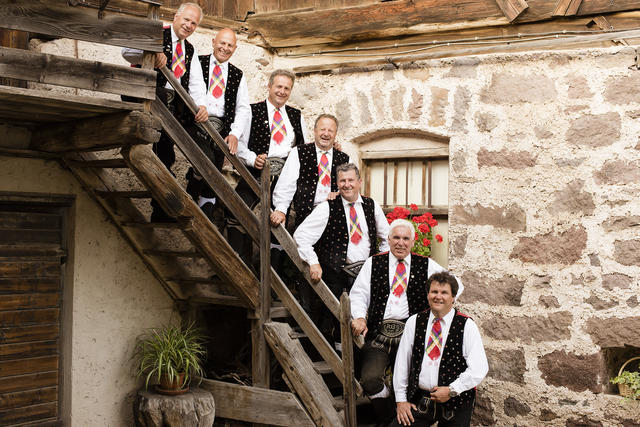 kastelruther_spatzen_1567.jpg kastelruther_spatzen_1567.jpg