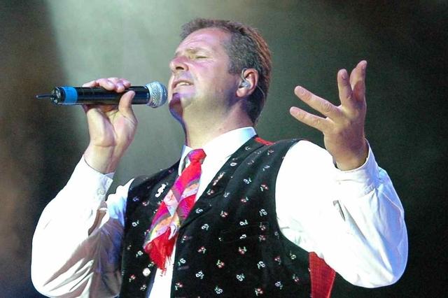 Kastelruther Spatzen: Ihr Live-Auftritt begeisterte die Fans! Damit bewiesen sie ihre Musiker-Qualitäten! Kastelruther Spatzen Stadl