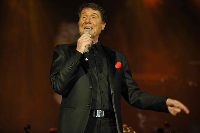 Udo Jürgens präsentiert "Der ganz normale Wahnsinn live"! Als Entertainer überzeugt er seit Jahrzehnten. Udo Jürgens