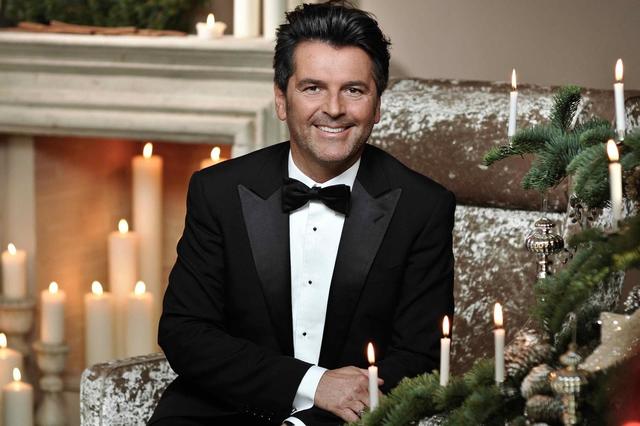Thomas Anders gehört mit seinen Songs zu denjenigen, die das Weihnachtsfest bereichern. Was er wohl unter den Weihnachtsbaum legt? Thomas Anders