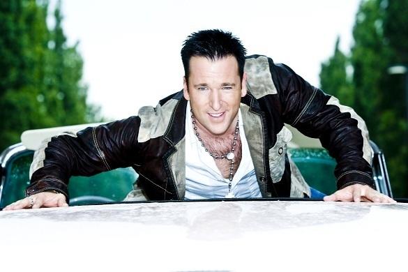 Michael Wendler ist ein richtiger "Goldjunge". Bereits zu Beginn seiner Kariere vesrprach er Großes und er sollte Recht behalten! Michael Wendler