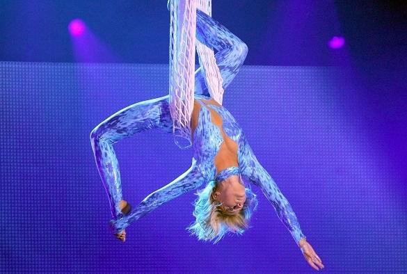 Helene Fischer als sexy Akrobatin. Sie ist nicht der einzige heiße Schlager-Export. Schlager sexy