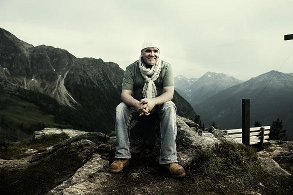 DJ Ötzi und die Schauspielerei: Das ist dem smarten Schlagerstar schon zuzutrauen! Wir sind gespannt! DJ Ötzi