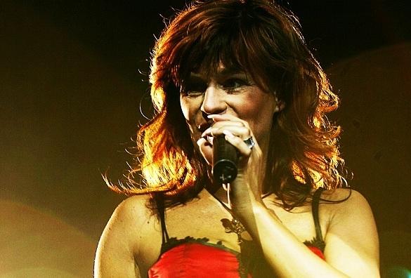 Andrea Berg sorgt für einen neuen Rekord in den Charts! Kein Wunder, diese Frau ist einfach einzigartig: Weiter so! Andrea Berg