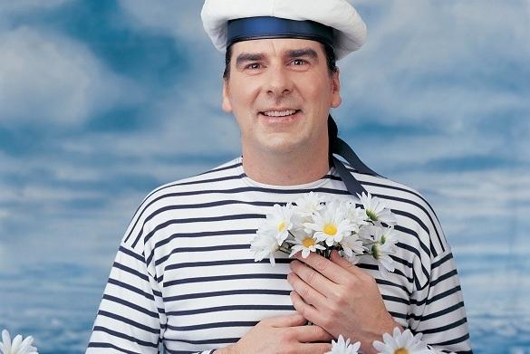 Guildo Horn: Er ist er für seine humorvollen Schlagersongs, schrillen Klamotten und seine doch etwas zotteligen langen Haare bekannt. Heute wird der bunte Schlagerstar 50 Jahre alt! Guildo Horn