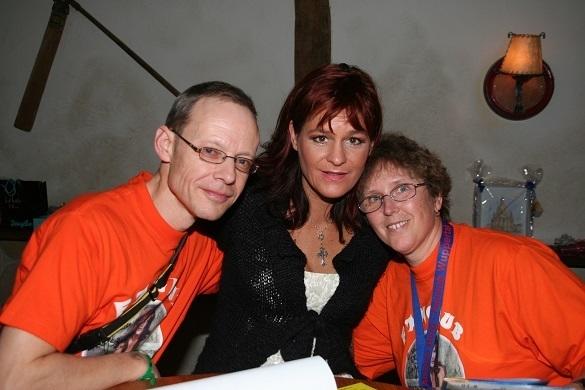 Andrea Berg auf Tuchfühlung mit ihren Fans. Andrea Berg Fans