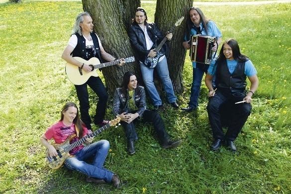 Mit SchlagerPlanet spricht er über die Reunion, Zukunftspläne und die Rolling Stones Schürzenjäger Interview Schlagerplanet