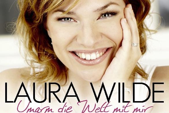 Wer möchte nicht mit Laura Wilde die Welt umarmen? Laura Wilde