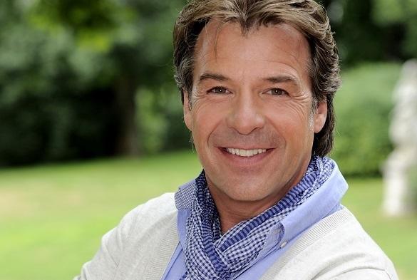 Patrick Lindner: bekennt sich zur gleichgeschlechtlichen Liebe. Der Schlagerstar hat damals sehr viel Akzeptanz für seine mutige Offenbarung erhalten! Patrick Lindner