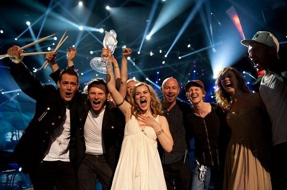 Barfuß auf Erfolgskurs: Emmelie de Forest gewinnt mit einer sentimentalen Ethno-Pop-Nummer den ESC 2013. Emmelie de Forest
