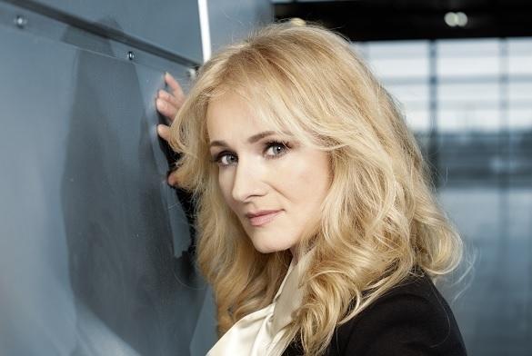 Schlager-Ikone Nicole sprach mit der Chefin vom Dienst aus der SchlagerPlanet-Redaktion Jennifer Withelm über Glaube und Spiritualität. Nicole Interview