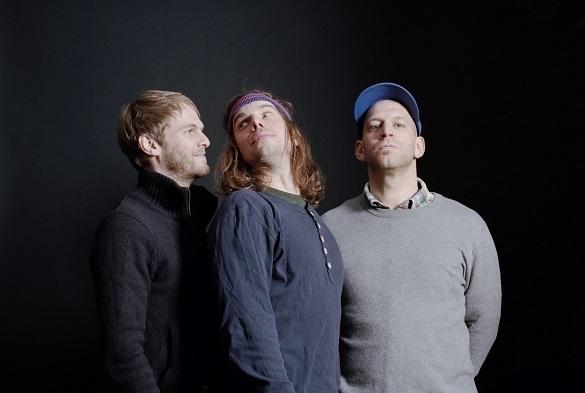 Sportfreunde Stiller: Das Trio aus Germering hatte zuletzt 2009 in den Bavaria-Filmstudios an der Reihe „MTV-Unplugged“ teilgenommen. Sportfreunde Stiller