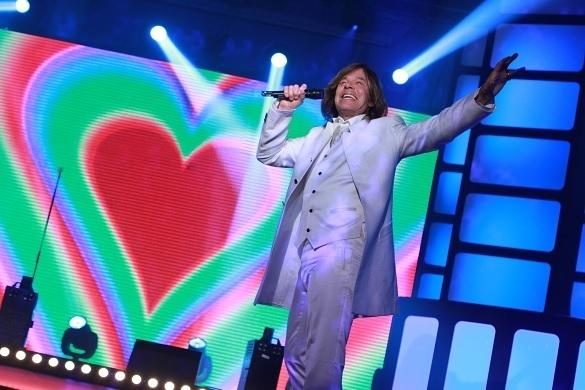 Jürgen Drews ist einer der Gäste der Show. Der Inselkönig wird für Party-Laune pur sorgen! jürgen drews