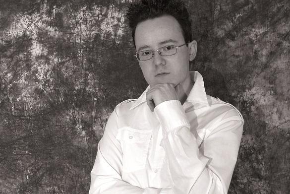 Rick kam im Jahr 2004 auf die Idee, eine Fanseite für Nicki zu gründen. Nicki Fanseite Fanclub Rick