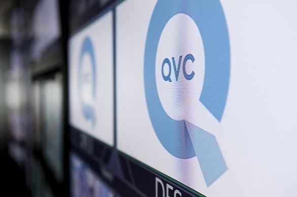 Schlager ist Trend und der Homeshopping Sender QVC macht mit - da werden die Kassen klingeln! QVC Studio Logo