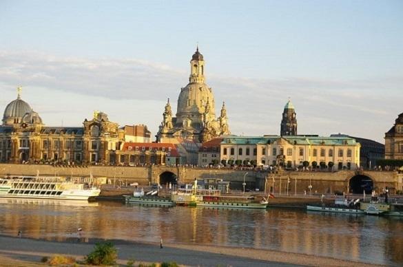 Das Elbufer am Abend: Dresden von seiner schönsten Seite. Dresden Tipps