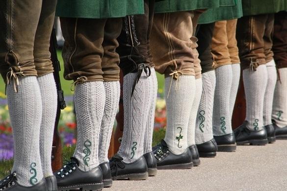 Das Münchner Oktoberfest: Treffpunkt für Millionen Trachten-Liebhaber! Oktoberfest Outfit Tracht