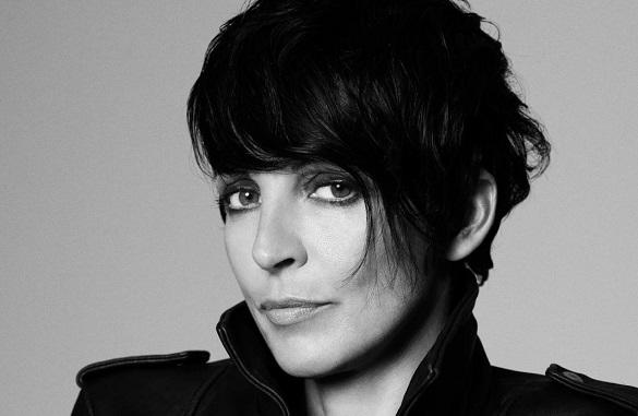 Wie macht sie das nur, dass sie mit 53 Jahren so gut ausschaut? Das ist wirklich kaum zu glauben, oder? Nena live Konzert