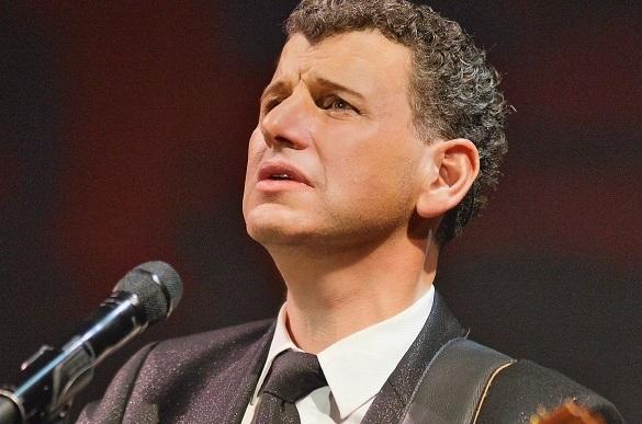 Semino Rossi geht es gut. Er ist weder krank noch im Krankenhaus oder gar verschollen! Semino Rossi Gitarre